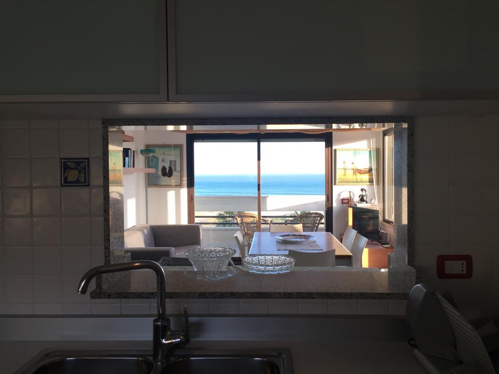 Appartement Attico Fronte Mare à Pozzallo Extérieur photo