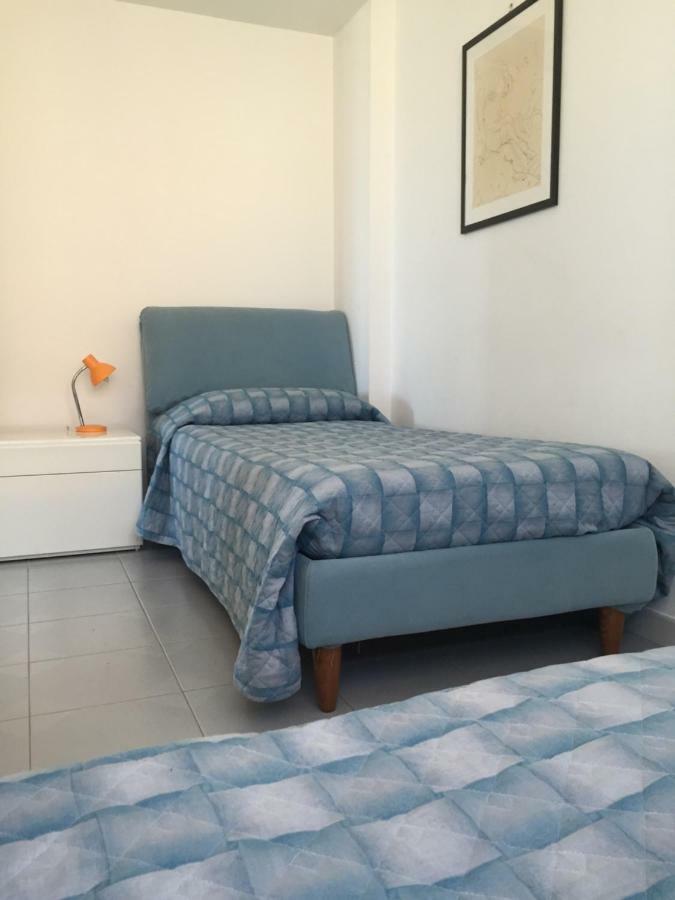 Appartement Attico Fronte Mare à Pozzallo Extérieur photo